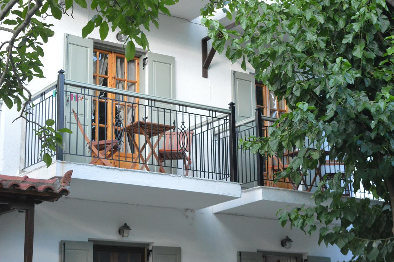 Anna George Studios Stafylos Exterior foto